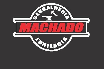 Soldador profissional trabalhando na oficina
